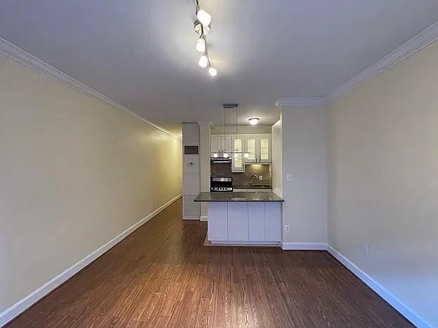 Building Photo - 201 Massachusetts Ave NE #307