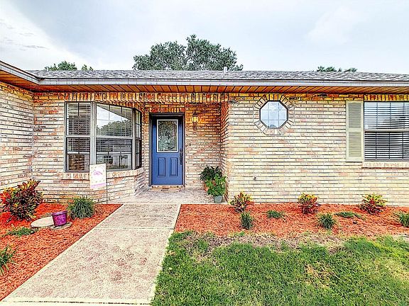 5th image of 12551 Bay Hill Dr
