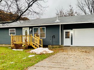 1499 Hahn Rd, Manistee, MI 49660