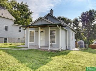 5249 S 52nd St, Omaha, NE 68117