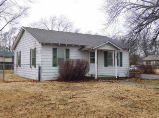 103 S Broadway St, Udall, KS 67146