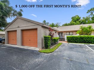 3151 Charter Club Dr APT B, Tarpon Springs, FL 34688