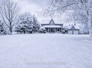 1595 County Road 42 Rd, Clearview, ON L0M1S0