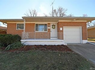 332 E Nottingham Rd, Dayton, OH 45405