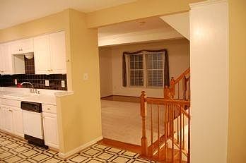 2nd image of 7454 Gadsby Sq