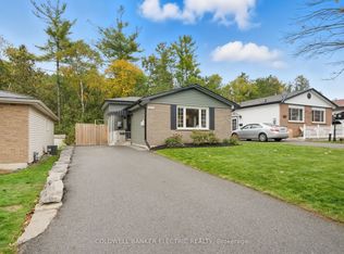 1673 Redwood Dr, Peterborough, ON K9K1M2
