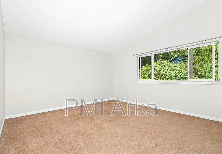 1231 225th Ave NE — Photo 15
