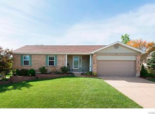 8 White Chapel Ct, O'Fallon, MO