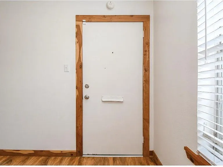 7233 Beechnut St #A — Photo 5