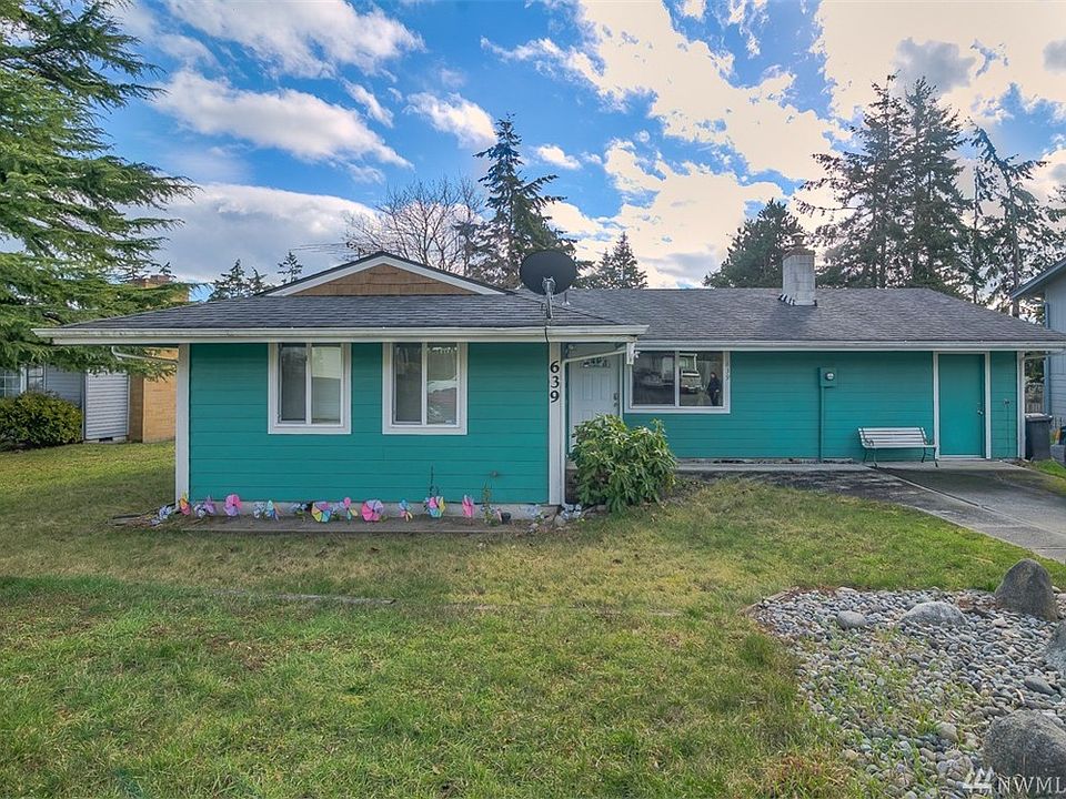 1st image of 639 NW Hyak Dr