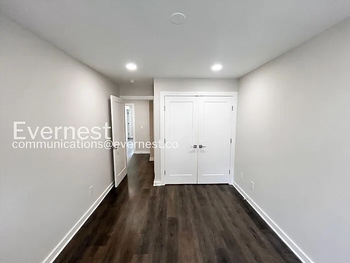304 Jeffries Way — Photo 14