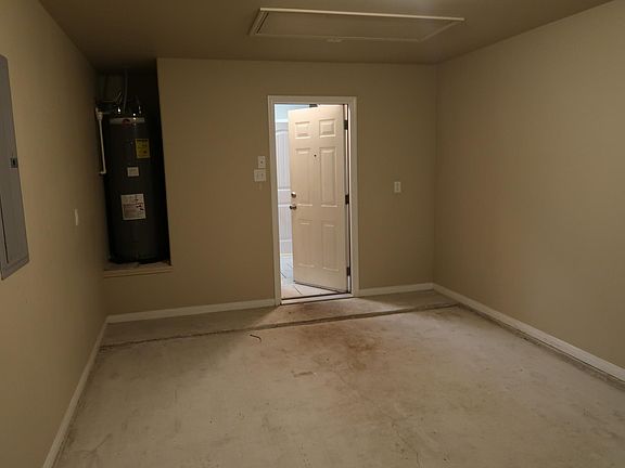 5th image of 1209 Vanguard Ln #A