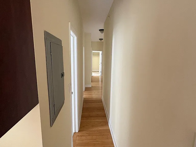 413 N Preston St #3 — Photo 2