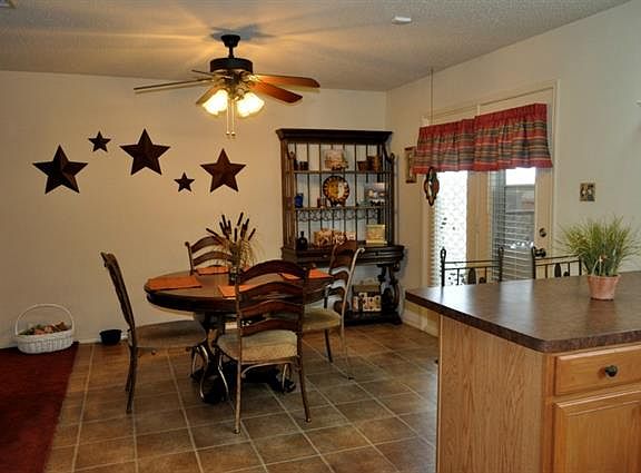 5th image of 8125 Abbey Glen Ct