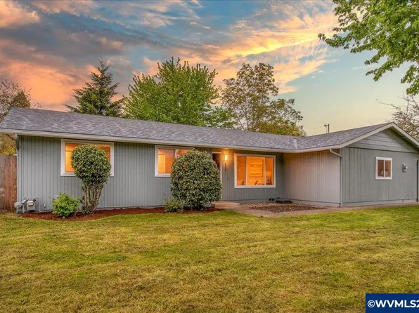 812 Maine Ave NE, Keizer, OR 97303