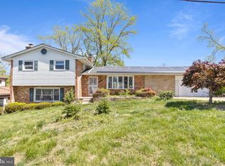 5200 Martin Dr, Oxon Hill, MD 20745