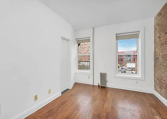 Rented by Avenues Real Estate | media 17