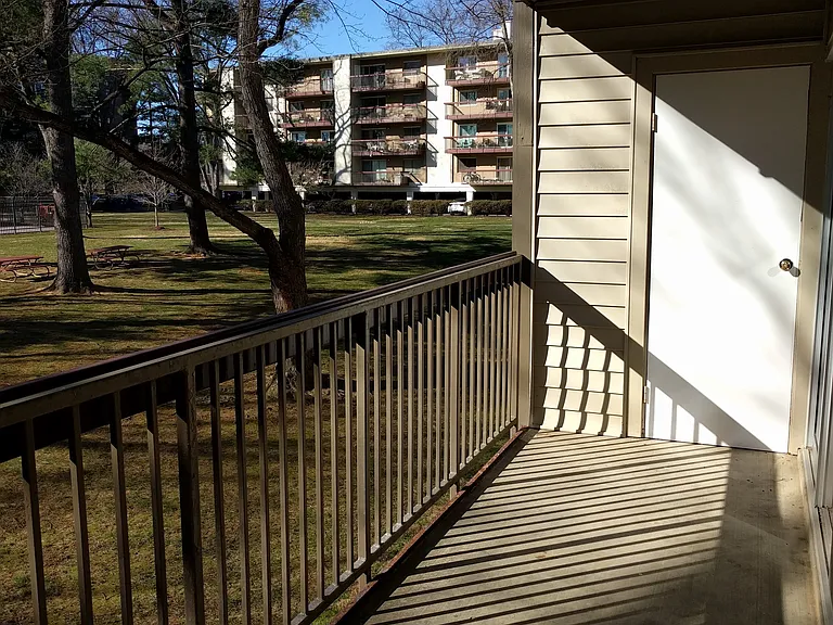 10300 Westlake Dr #S104 — Photo 7