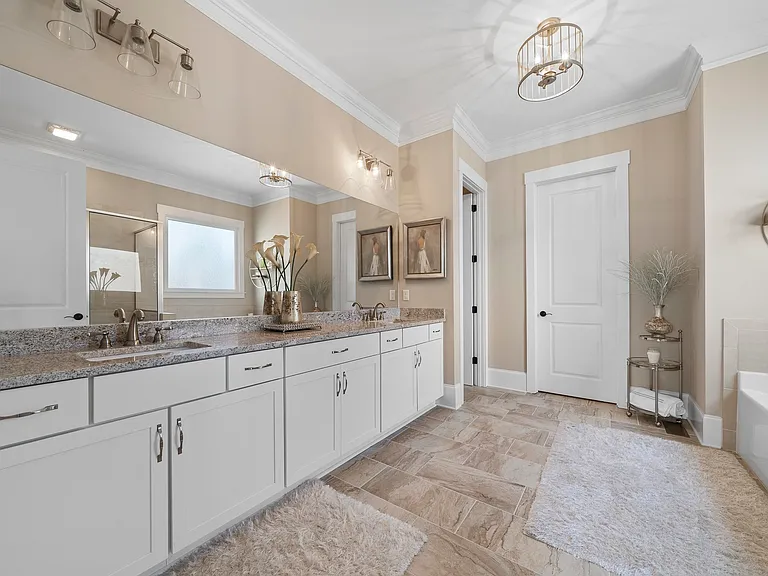 1020 Turnberry Cir — Photo 36