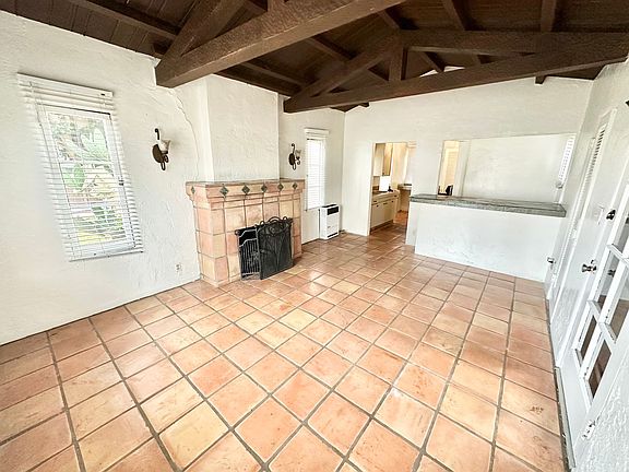 4th image of 312 Avenida Monterey APT 1