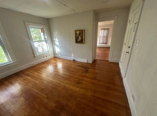 68 Smith St #1, Lowell, MA 01851