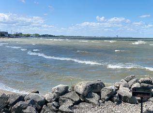 246 W Lakeshore Dr APT A, Port Clinton, OH 43452