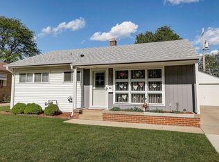 1921 Arcturus Ave, Racine, WI 53404