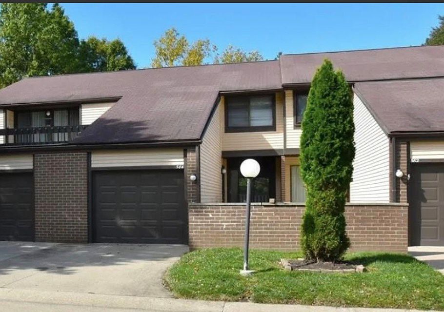 1st image of 584 Wilkes Ln #242
