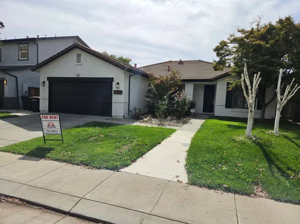 3208 Saint Ann Way, Modesto, CA 95355
