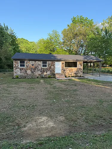 129 Carter Dr Photo 1