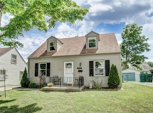 2002 W Bataan Dr, Dayton, OH 45420