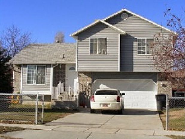 1st image of 5442 Sarah Jane Dr