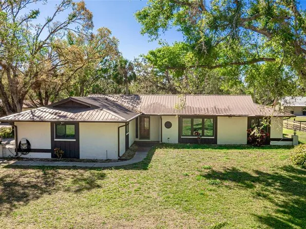 6510 13th Ave E, Bradenton, FL 34208