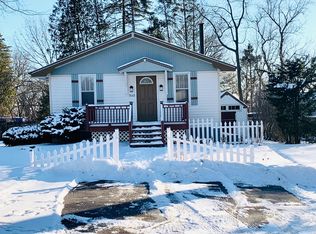 W7543 Anderson Dr, Delavan, WI 53115
