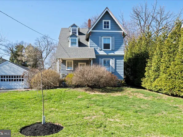 3005 Park Ave, Lafayette Hill, PA 19444