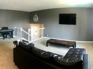 7006 N Rockvale Dr, Peoria, IL