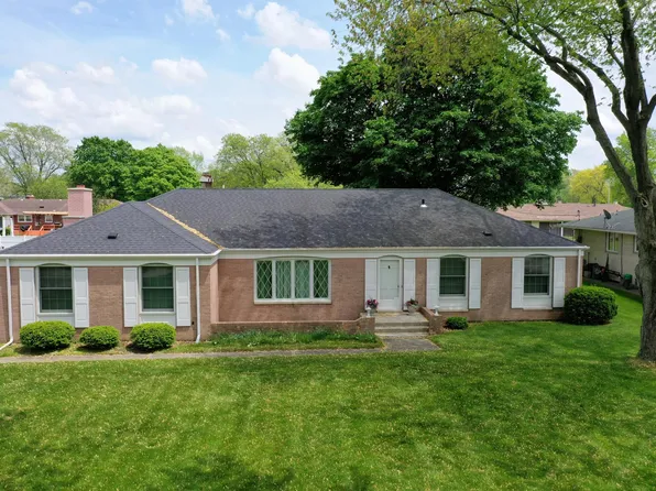 6409 Arthur St, Merrillville, IN 46410