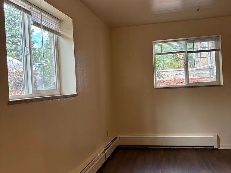 Utilities Included! Downtown Golden Apartments Free Heat, Gas, Water & Trash — Photo 15