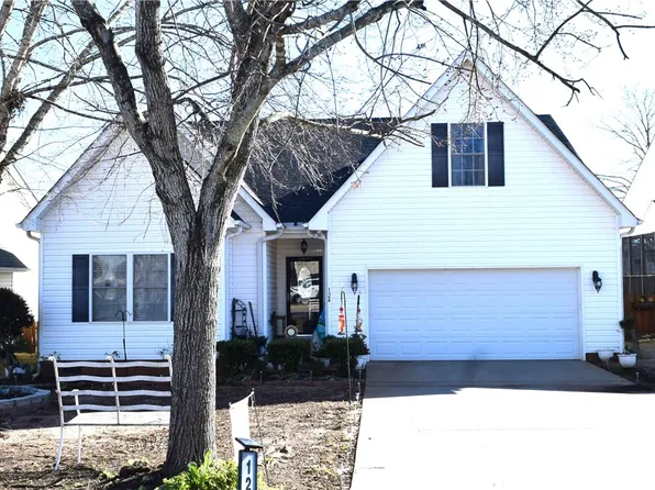 124 Elliott Cir, Anderson, SC 29621