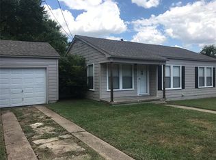 1015 S Alamo St, Weatherford, TX 76086