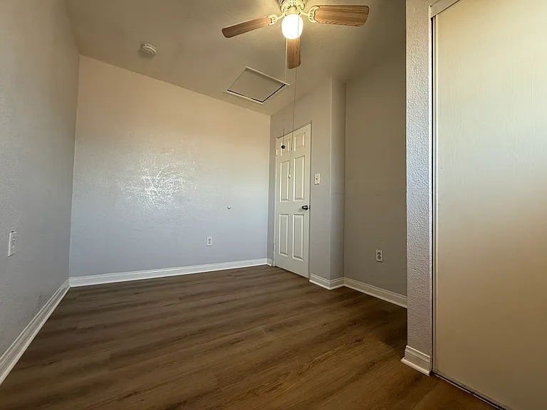 16459 Willow St — Photo 15