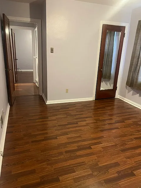 2 bed, 1.5 bath, 900 sqft, $1,300 — Photo 4