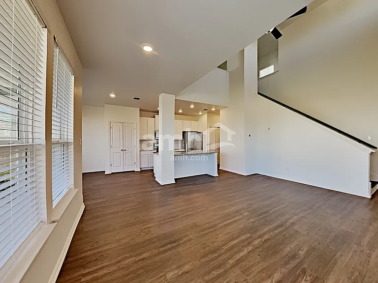 2709 Meadowood Hts — Photo 5
