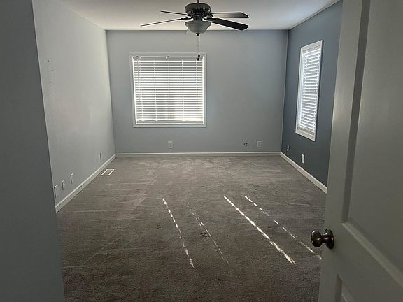 3rd image of 308 N Walker St