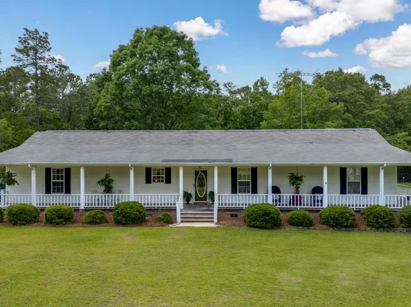 221 Plantation Estates Rd, Gaston, SC 29053