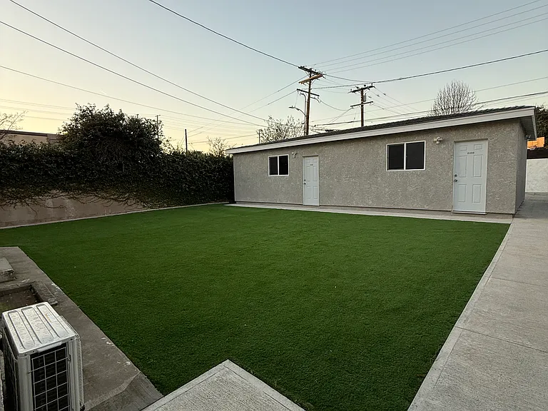 2465 Torrance Blvd — Photo 42