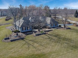 864 Cortbridge Rd, Inverness, IL 60067