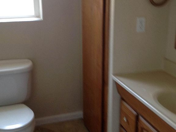 3rd image of 350 Adaline St