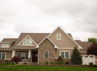 726 Monticello Dr, Burlington, IA 52601