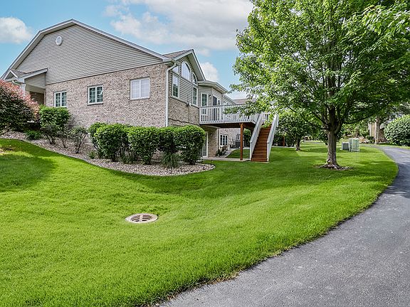 4th image of 18106 Waterside Cir